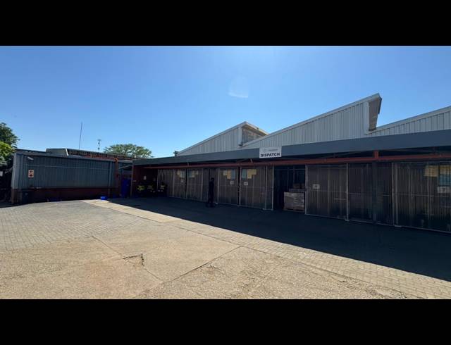 3,640M² WAREHOUSE TO LET IN HERMANSTAD